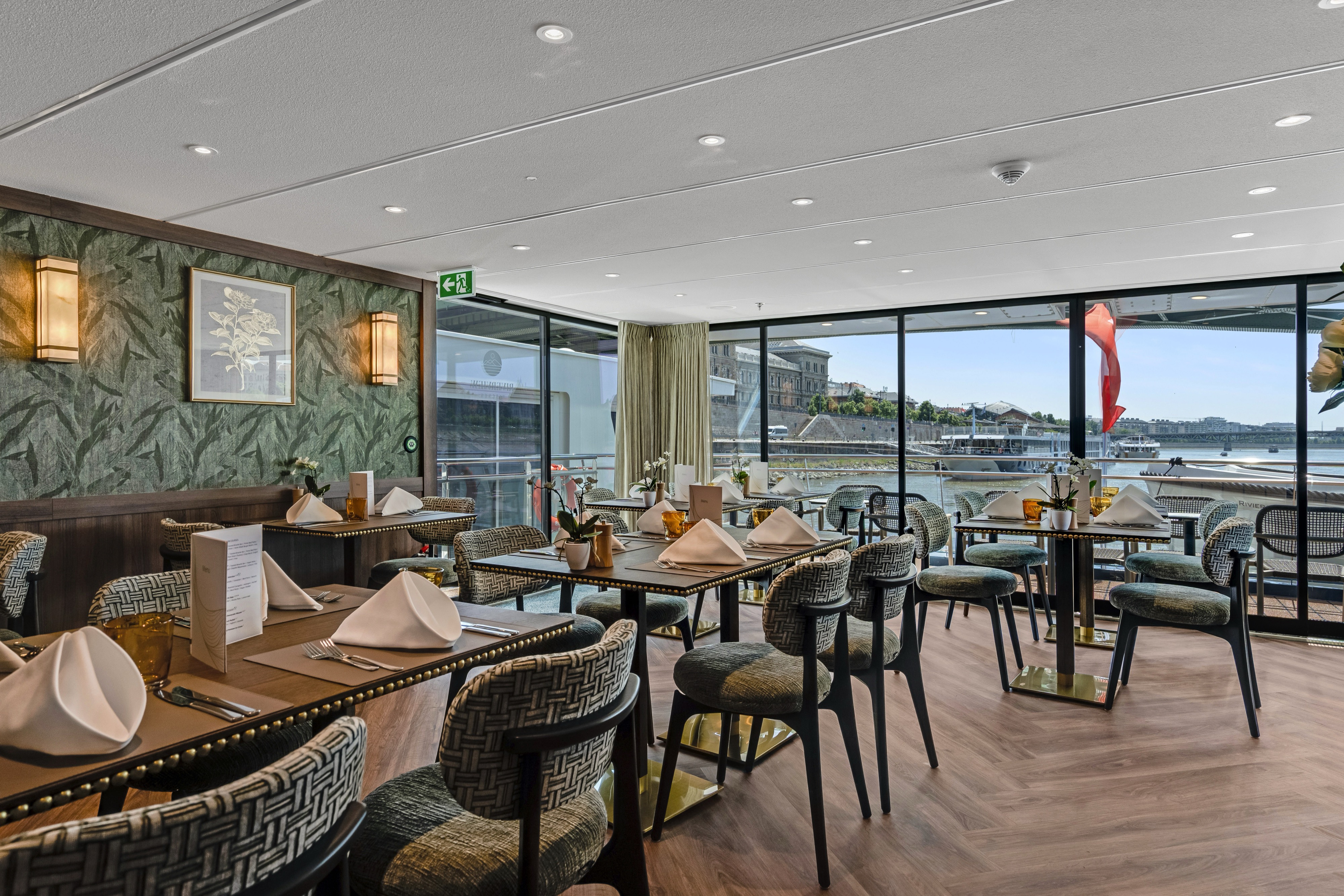 Riviera Travel Riviera Riverview Kitchen6.jpg